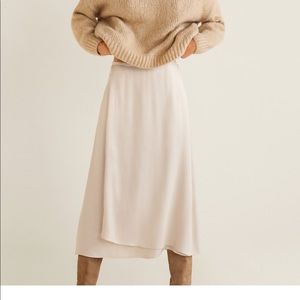 Midi satin mango skirt